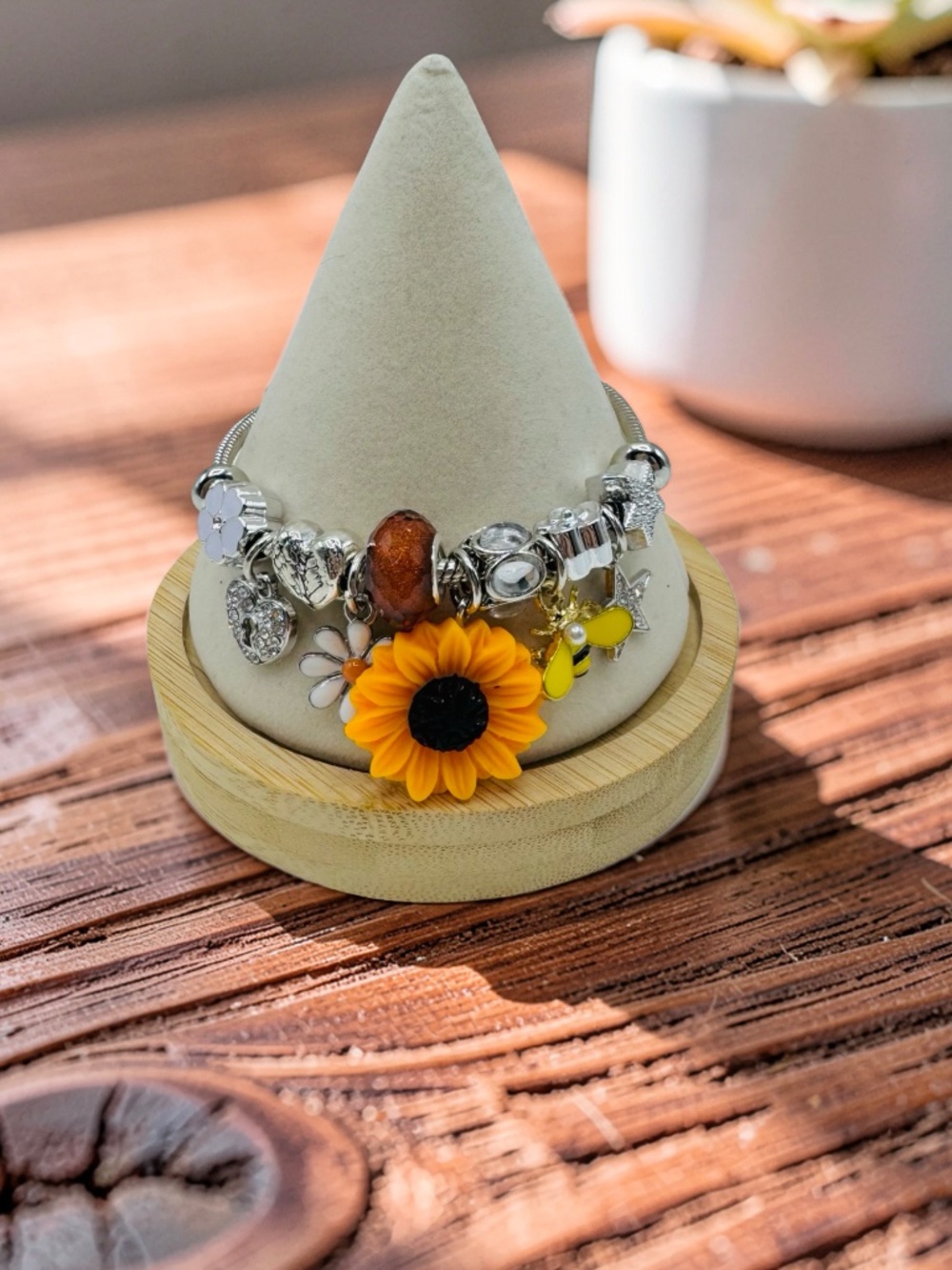 Sunflower & Bee Charm Bracelet – Silver Tone Floral Statement Bracelet